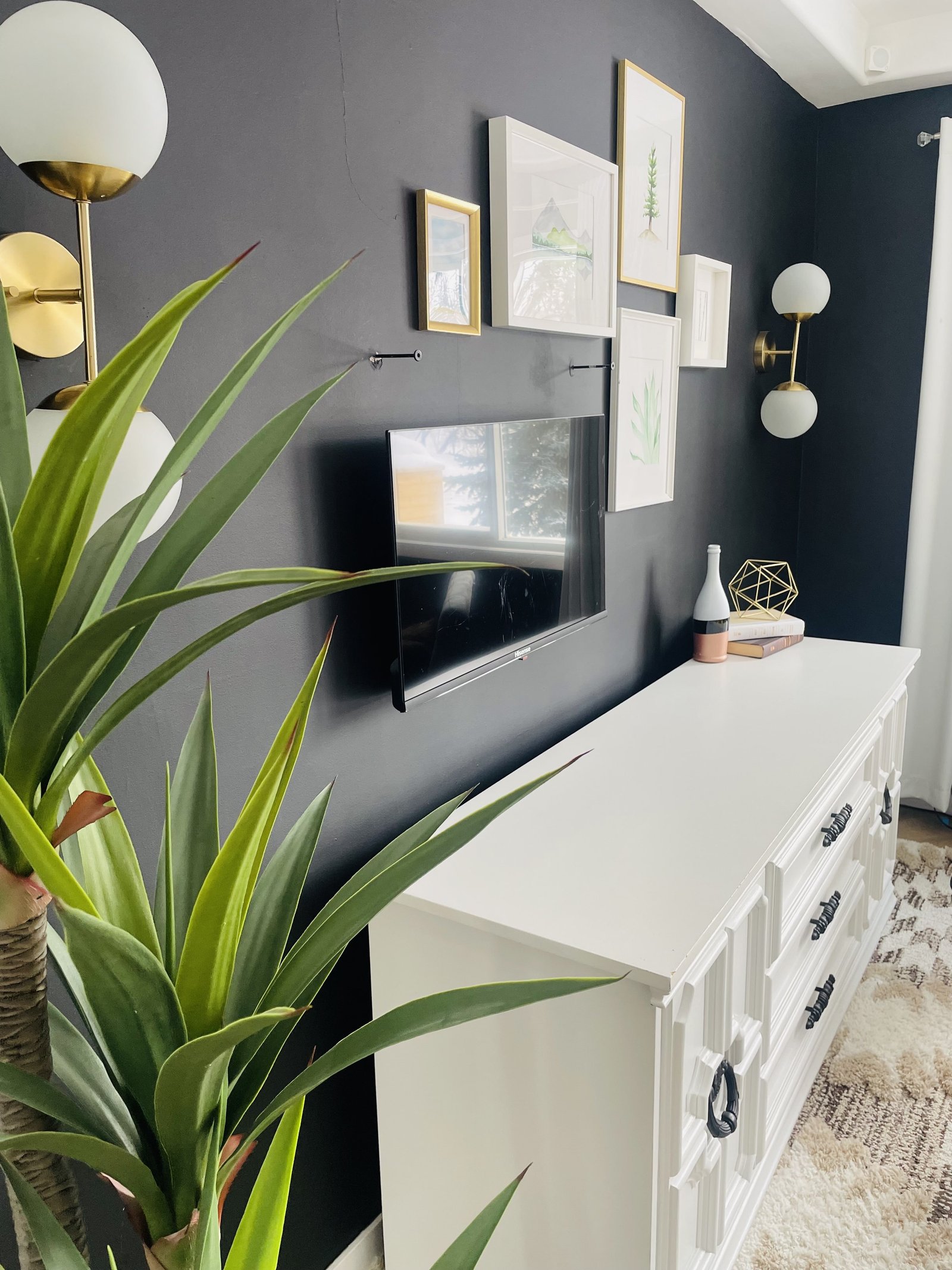 cheap diy frame tv alternative