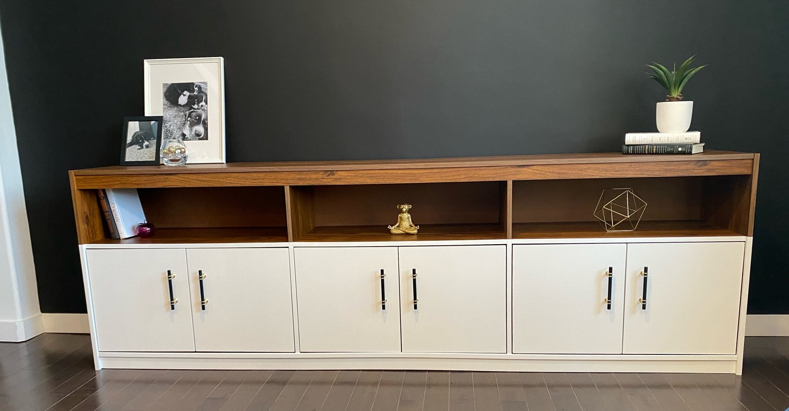 built in wardrobes around bed with shelf nook 